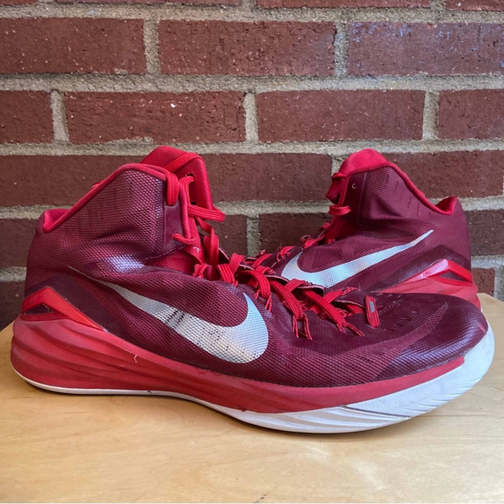 Mike Hyperdunk - image 1